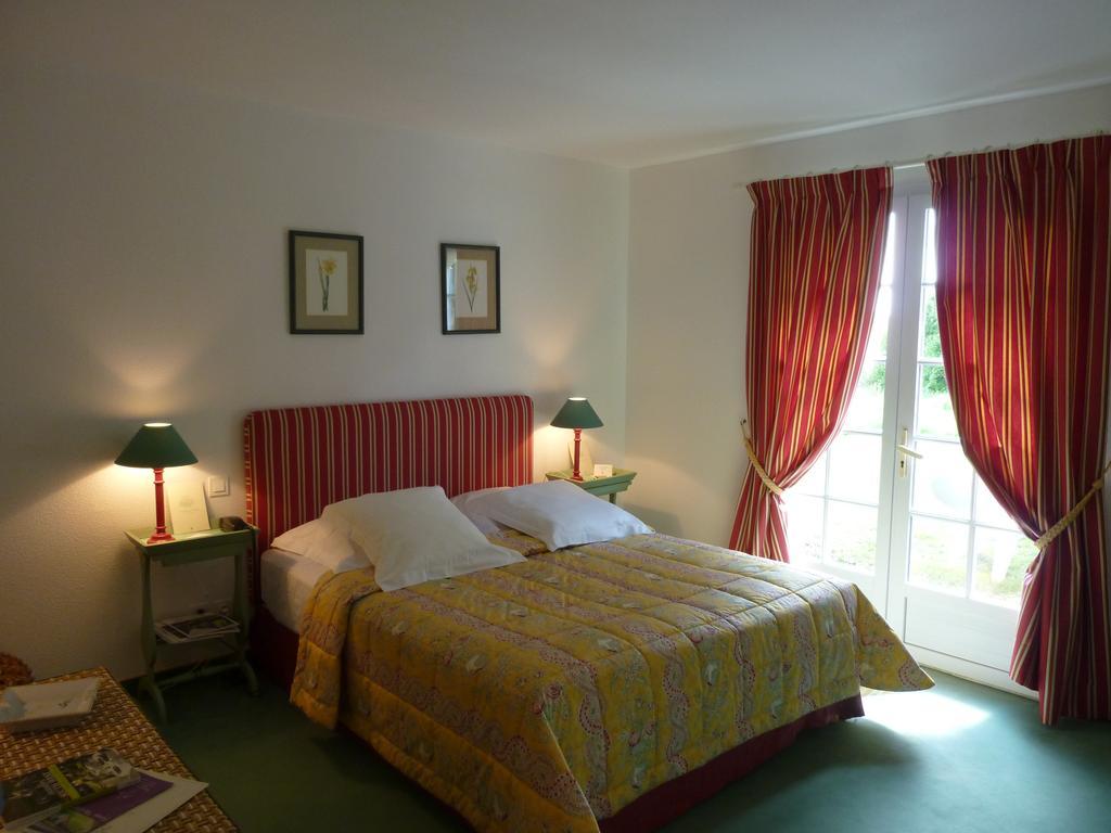 Domaine De Bassibe Bed & Breakfast Segos Exterior photo