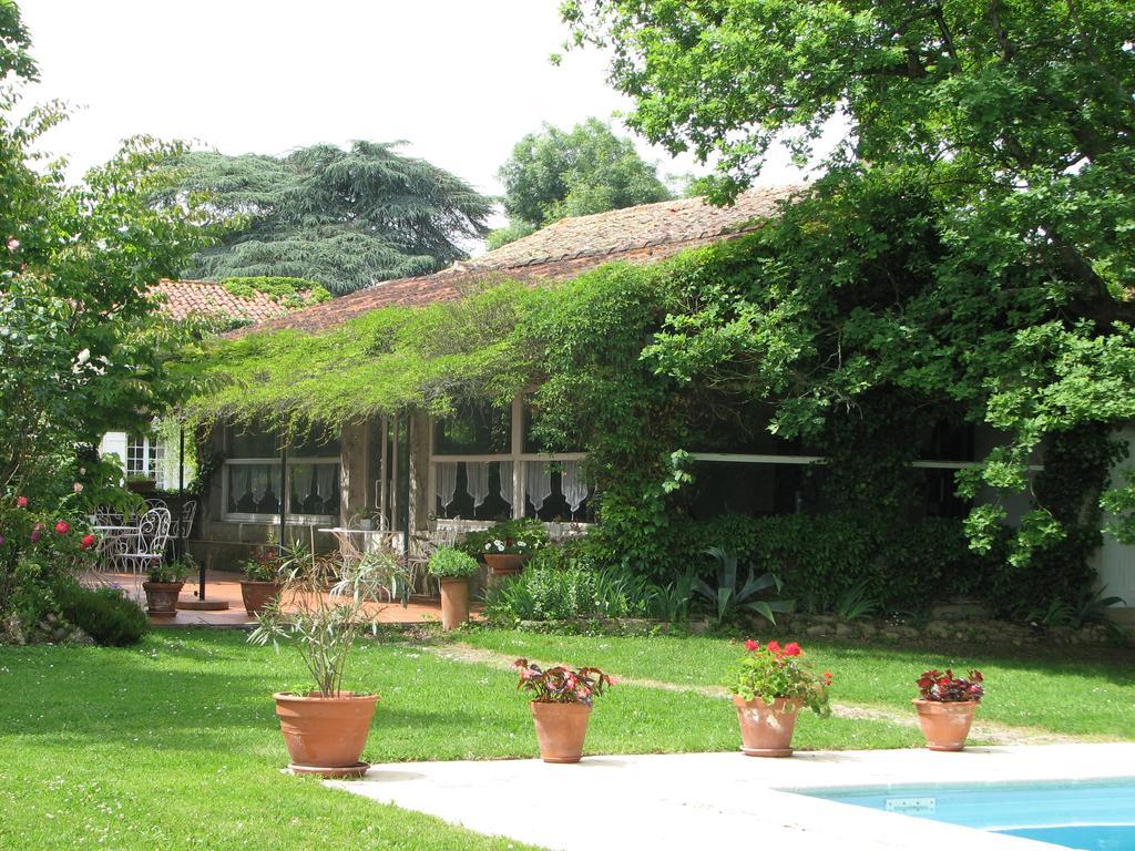Domaine De Bassibe Bed & Breakfast Segos Exterior photo